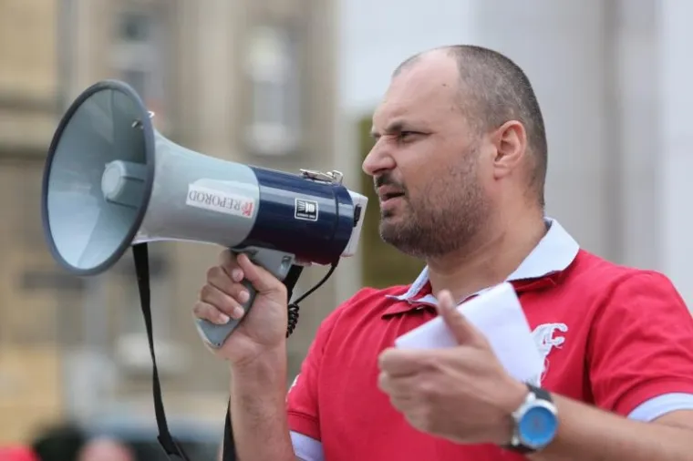 PROSVJED PRED HNB-OM: Crveni kartoni guverneru, zeleni Vladi i Saboru