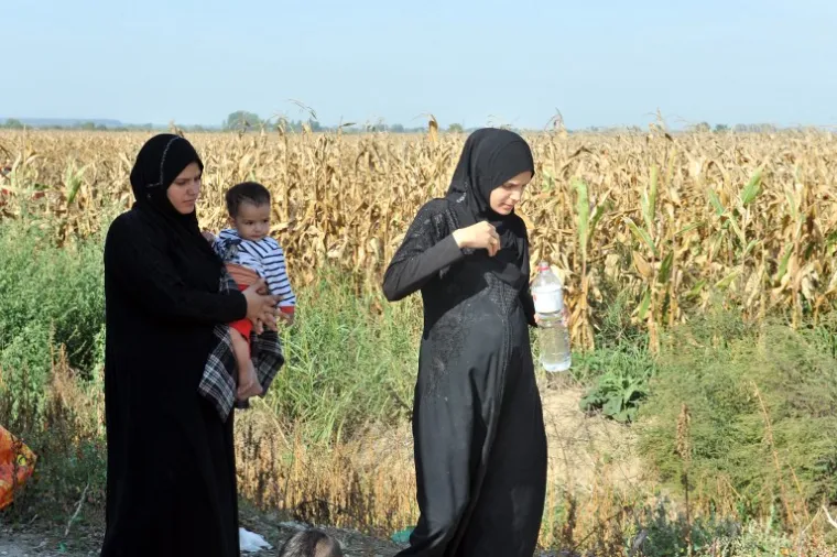 NOVA RUTA: Nesretnici stigli u Hrvatsku