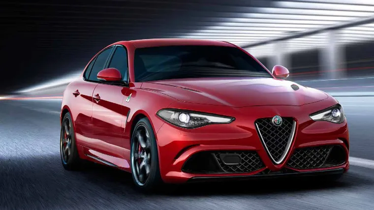 ALFA S ČETIRI LISTA: Giulia Quadrifoglio brža od M5