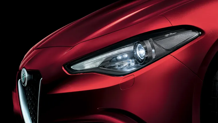 ALFA S ČETIRI LISTA: Giulia Quadrifoglio brža od M5