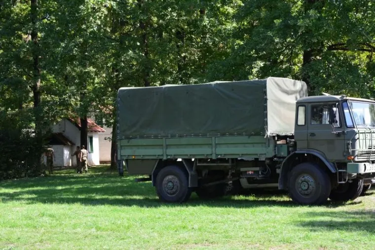 Vojska formirala Krizni stožer za migrante