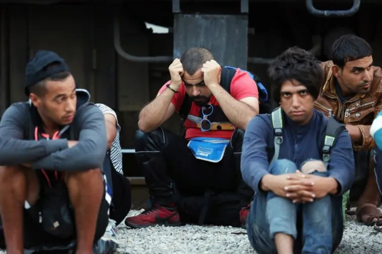 IZBJEGLIČKA DRAMA: 800 ljudi stiglo u Dugo Selo