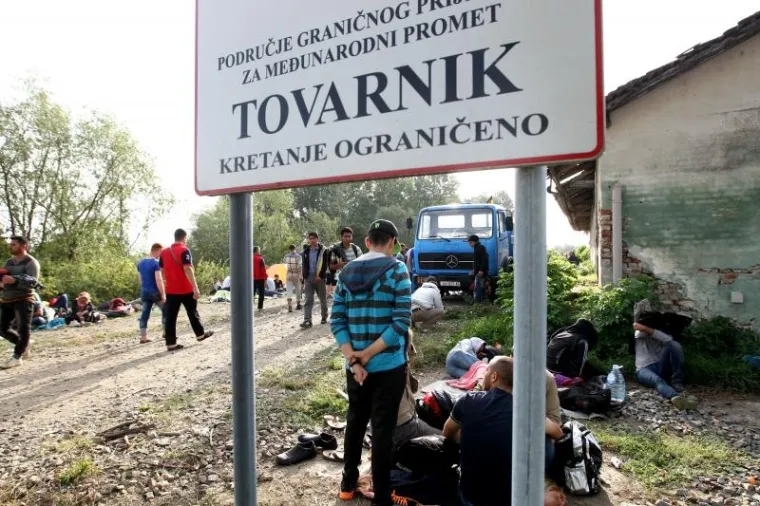 Izbjeglice u Tovarniku
