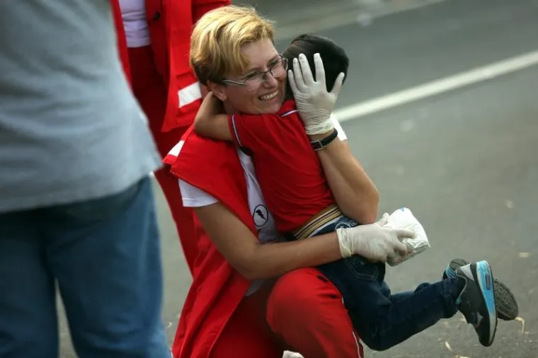 ČEKANJU NA GRANICI NEMA KRAJA: Izbjeglice postaju nervozne