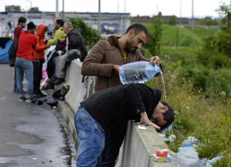 Pogledajte kako izbjeglice provode svoje vrijeme na granici sa Slovenijom