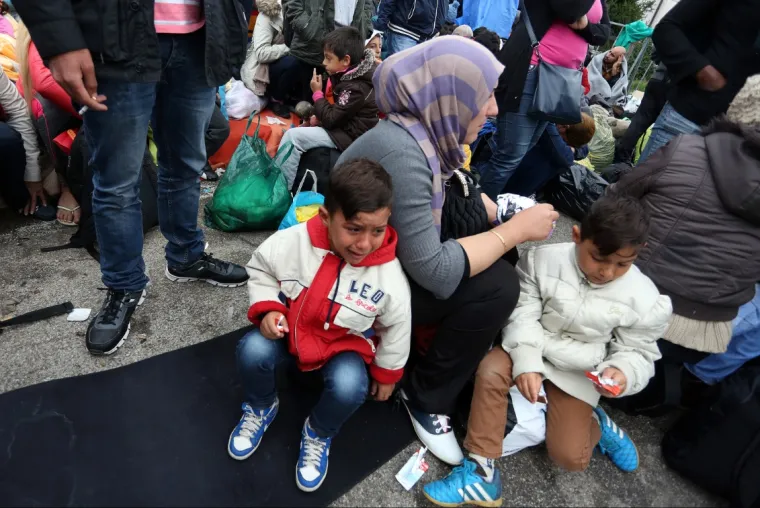 Pogledajte kako izbjeglice provode svoje vrijeme na granici sa Slovenijom