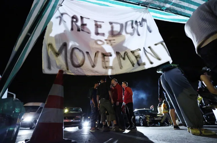 Izbjeglice na graničnom prijelazu Bregana provele noć na otvorenom