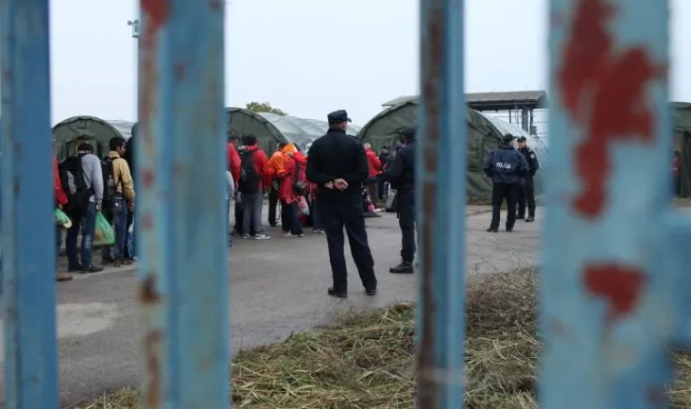 OTVOREN KAMP: Prve izbjeglice stigle u Opatovac