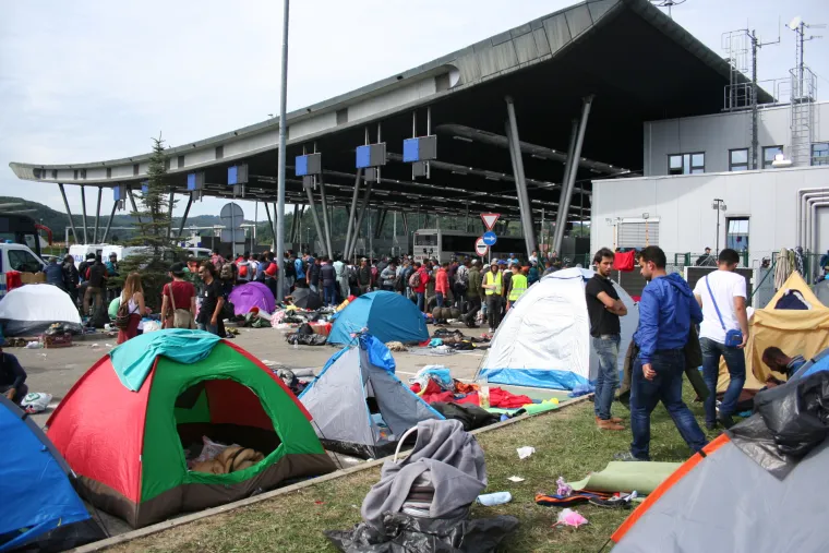 Međutim, informacija je malo i nema dojava kada će se pojaviti novi kontigent ljudi kojima treba pomoć.