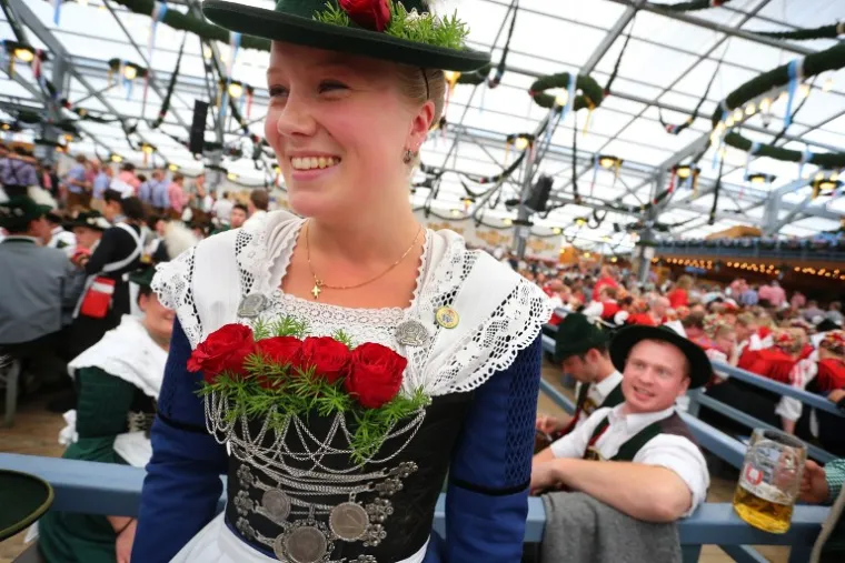 MILIJUNI POSJETITELJA: I ove godine u M&uuml;nchenu potekli hektolitri piva