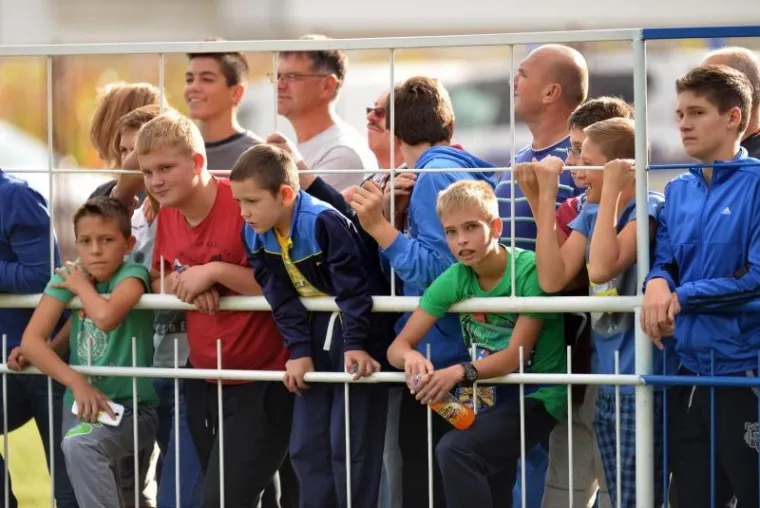 Nogometa&scaron;i Dinama gostovali su u Zlataru i u &scaron;esnaestini finala Hrvatskog kupa svladali lokalni O&scaron;trc sa 7:1.