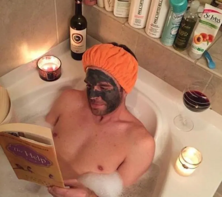 Dečki poku&scaron;ali opona&scaron;ati fotke cura s Instagrama, rezultati su očekivano apsurdni