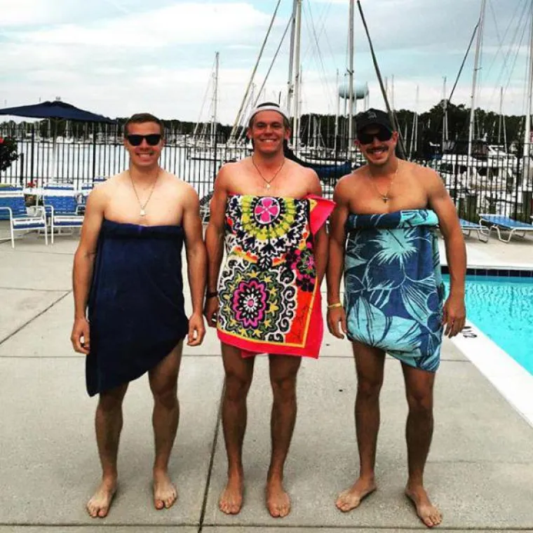 Dečki poku&scaron;ali opona&scaron;ati fotke cura s Instagrama, rezultati su očekivano apsurdni