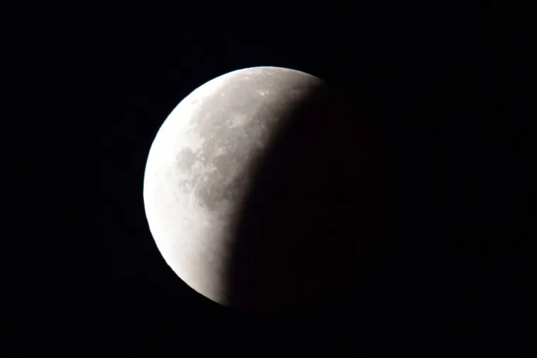 Pomrčina Supermjeseca dogodila se prvi puta u više od 30 godina.