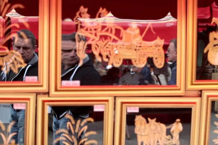 U Zagrebu, na Jelačićevom trgu, otvoreni su 2. dani Slavonije u Zagrebu, Zagrepčani su mogli vidjeti kako izgleda slavonska svadba, a uz ponudu slavonskih proizvoda i delicija mogli su ku&scaron;ati i tek otopljene čvarke.