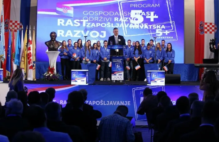 VELESAJAM: HDZ predstavio svoj izborni program