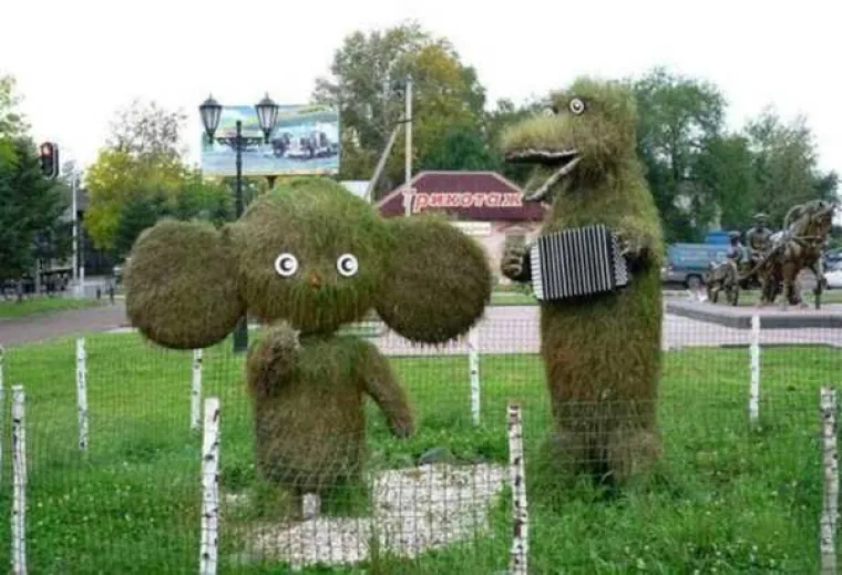 NOVA DOZA RUSIJE: Pogledajte kako gledaju tekme i druge bizarne prizore iz svakodnevice