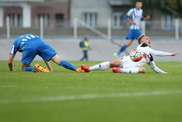 U utakmici 12. kola Prve HNL Lokomotiva i Slaven Belupo su na stadionu u Kranjčevićevoj ulici odigrali 1-1 (0-0).