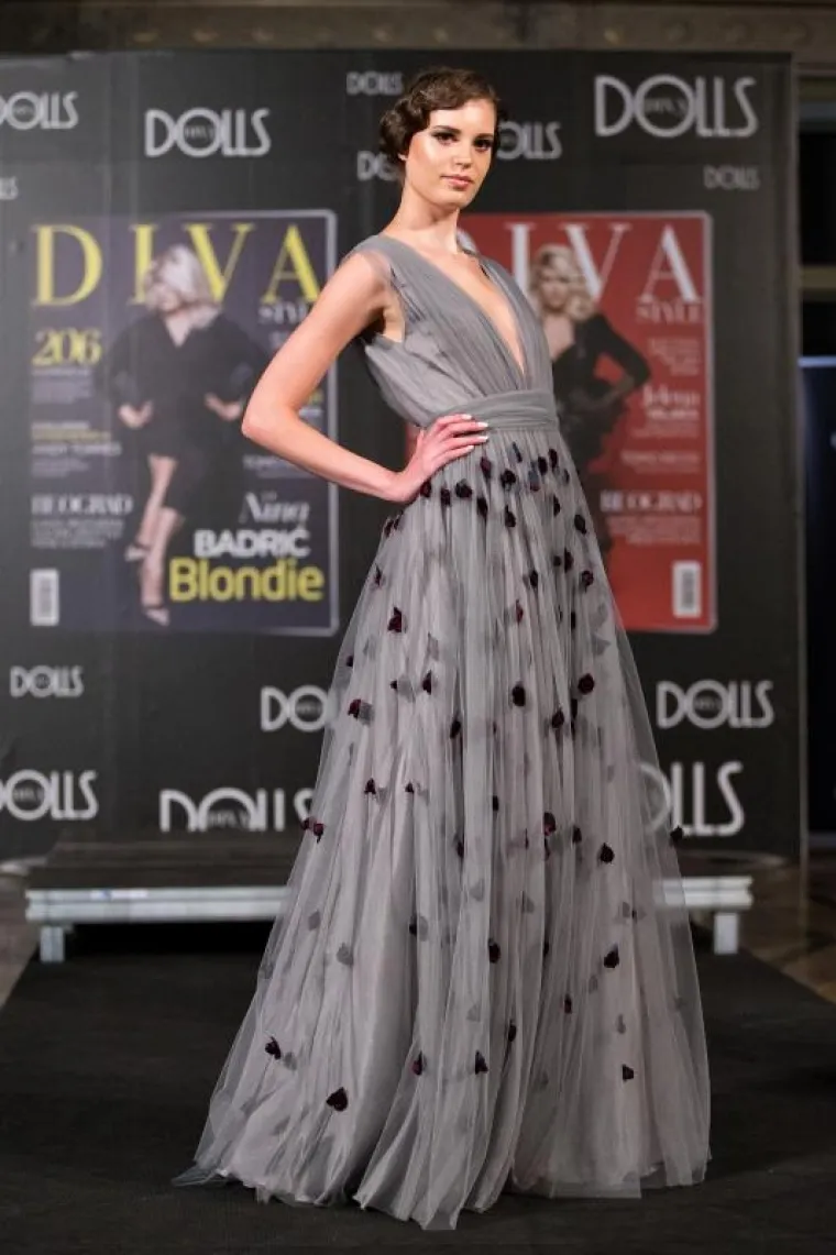 Svečano otvorena humanitarna izložba, sredstva idu u borbu protiv raka dojke