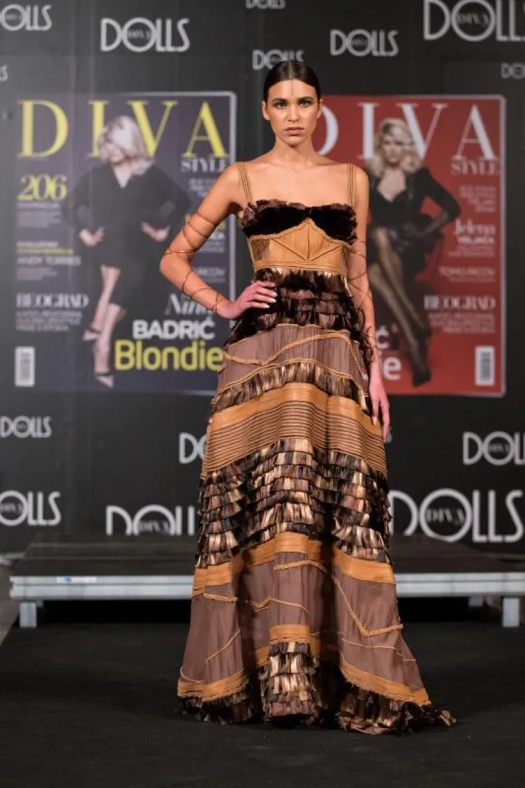 Svečano otvorena humanitarna izložba, sredstva idu u borbu protiv raka dojke