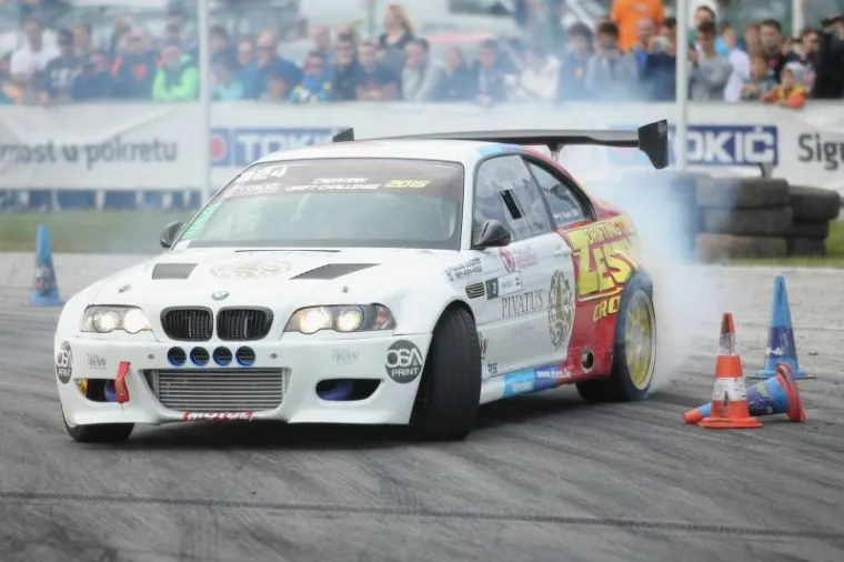 U Oryx centru za sigurnu vožnju u Mičevcu kraj Velike Gorice u nedjelju je održano finale Croatian Drift Challengea.