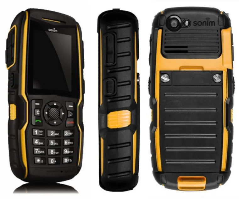 Sonim XP7: Mlađi brat XP6-ice nema fizičku tipkovnicu. već 4-inčni ekran. Zadovoljava vojne standarde za izdržljivost, ima bateriju kapaciteta 4800 mAh, vrlo glasan zvučnik, Qualcomm Snapdragon 400 SoC procesor, LTE radio sa MIMO antenom te kameru od 8MP.