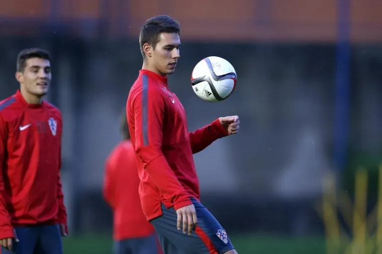 Hrvatska nogometna reprezentacija održala je trening na pomoćnom terenu Hitrec-Kacian stadiona u Maksimiru u sklopu priprema za nadolazeću kvalifikacijsku utakmicu s Bugarskom za odlazak na Euro