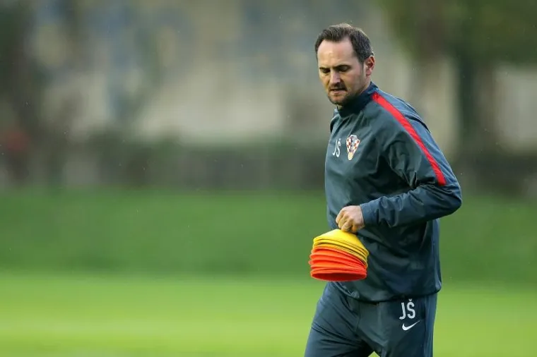 Hrvatska nogometna reprezentacija održala je trening na pomoćnom terenu Hitrec-Kacian stadiona u Maksimiru u sklopu priprema za nadolazeću kvalifikacijsku utakmicu s Bugarskom za odlazak na Euro