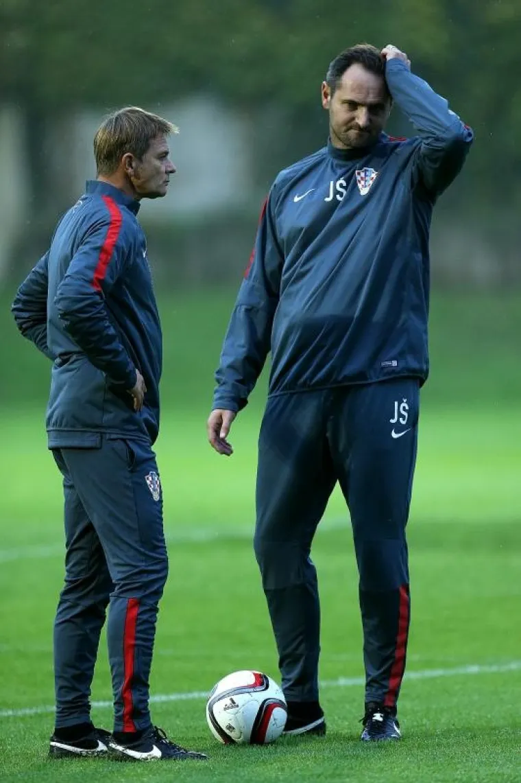 Hrvatska nogometna reprezentacija održala je trening na pomoćnom terenu Hitrec-Kacian stadiona u Maksimiru u sklopu priprema za nadolazeću kvalifikacijsku utakmicu s Bugarskom za odlazak na Euro