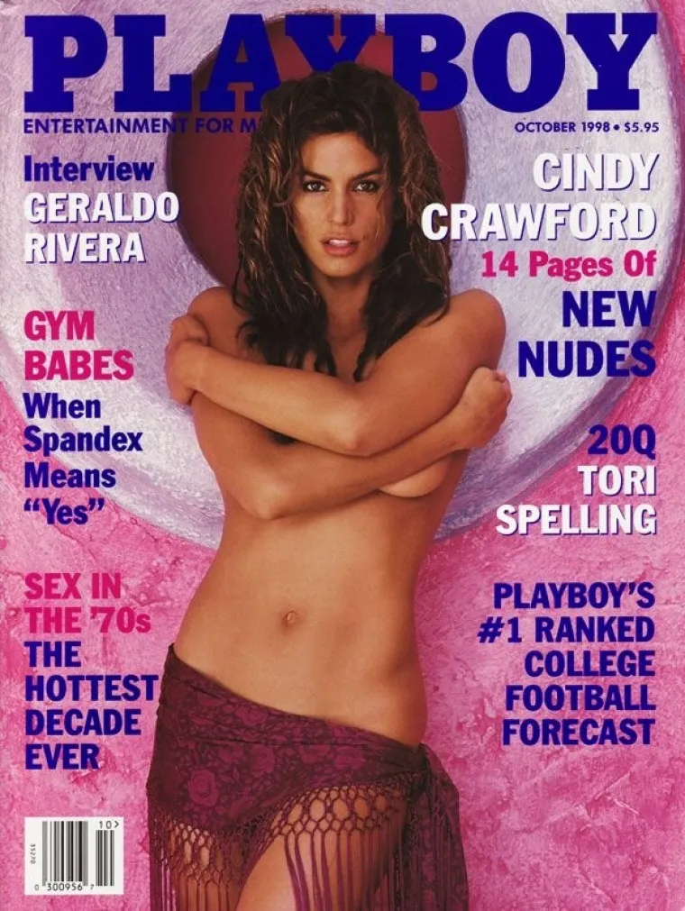 Čelnici magazina priznaju da su ga promjene koje je Playboy pokrenuo jednostavno pregazile. "Ta je bitka zavr&scaron;ena i dobivena", kaže Scott Flanders, izvr&scaron;ni direktor kompanije. "Danas vas samo klik dijeli od bilo kakvog seksualnog čina koji možete zamisliti. I to besplatno. U ovom trenutku golotinja je pass&eacute;, nema vi&scaron;e važnosti", kaže.