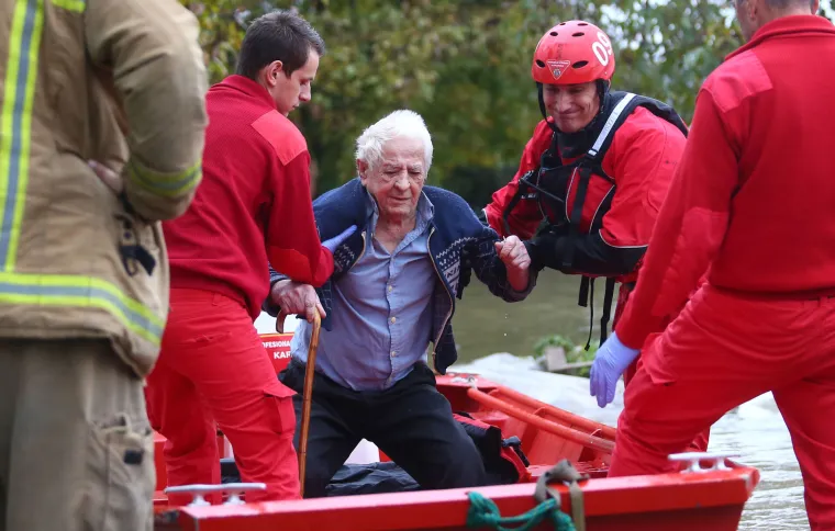 Poplava u Karlovcu: Kupa i Korana su u petak prema&scaron;ile pro&scaron;logodi&scaron;nje rekordne vodostaje