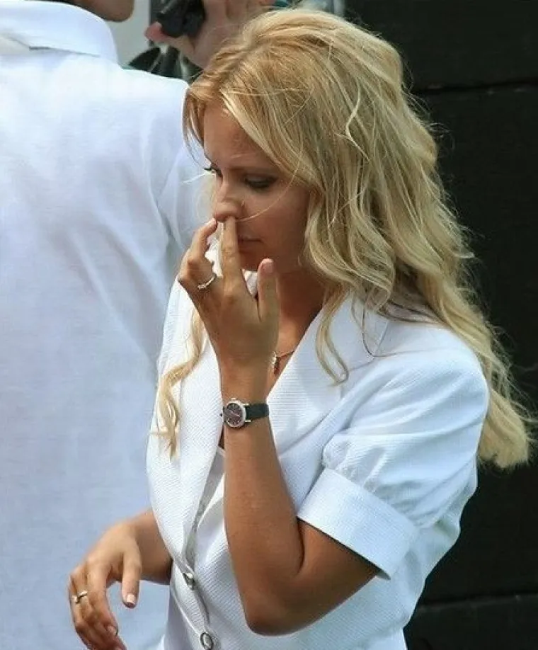 Mame su ih učile da moraju biti pristojne i fine cure, a one su odabrale vlastiti put