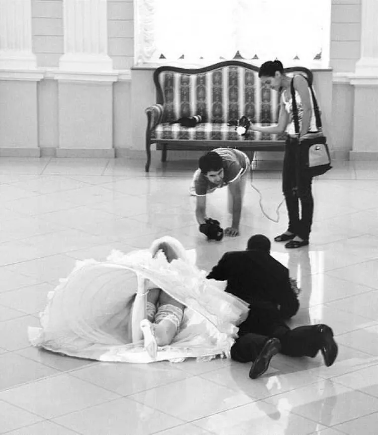 Kad vidite tko stoji iza kamere, bit će vam jasno za&scaron;to je internet prepun ludih slika