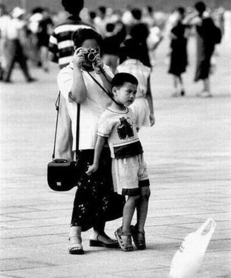 Kad vidite tko stoji iza kamere, bit će vam jasno za&scaron;to je internet prepun ludih slika