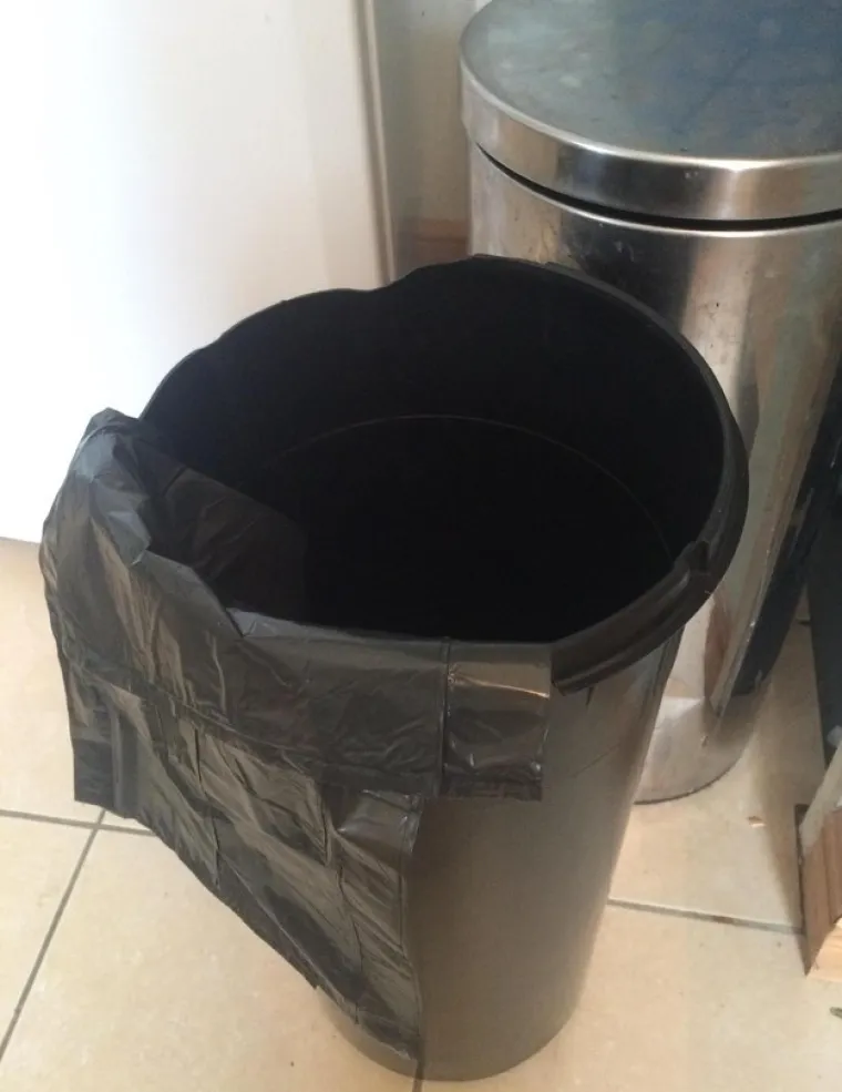 Ili kada nemaju vremena zamijeniti vreću za smeće.