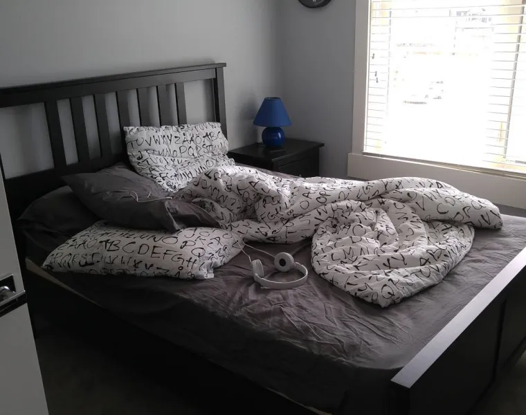 Ostavljanje neuroednog kreveta.