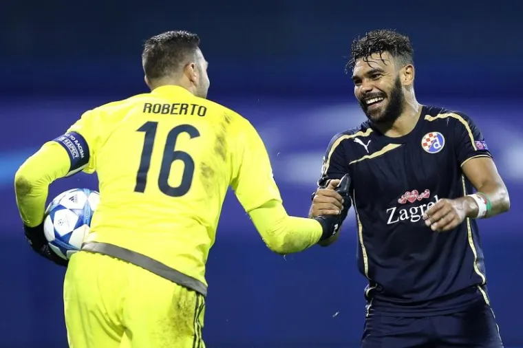 Dinamo je u 3. kolu skupine F poražen protiv Olympiacosa s 0:1 u Maksimiru.