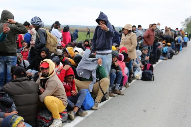 AGONIJA BEZ KRAJA: Kolone napaćenih ljudi stižu u Hrvatsku
