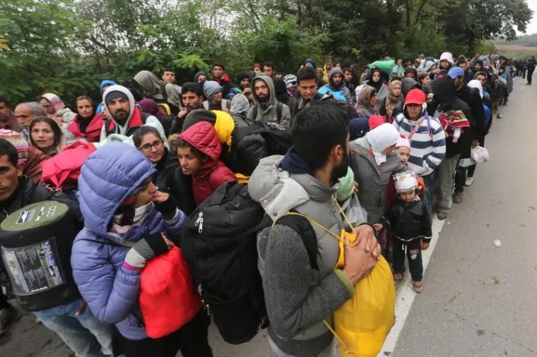 AGONIJA BEZ KRAJA: Kolone napaćenih ljudi stižu u Hrvatsku