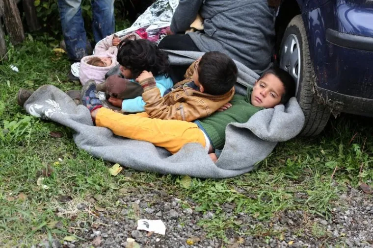 AGONIJA BEZ KRAJA: Kolone napaćenih ljudi stižu u Hrvatsku