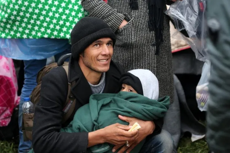 AGONIJA BEZ KRAJA: Kolone napaćenih ljudi stižu u Hrvatsku