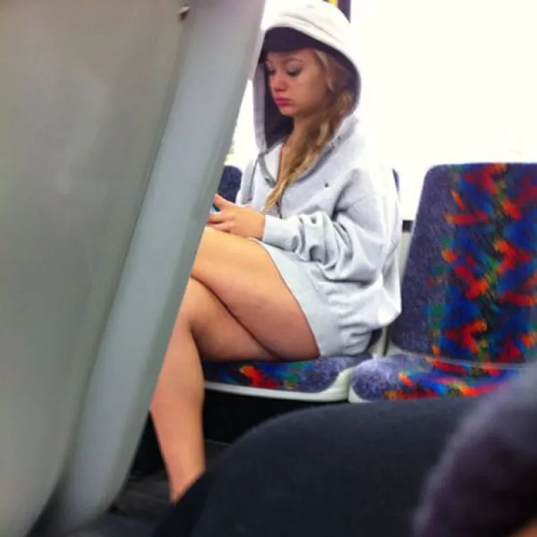 &Scaron;ETNJA SRAMA: Možete li pogoditi kako su ove cure provele noć?