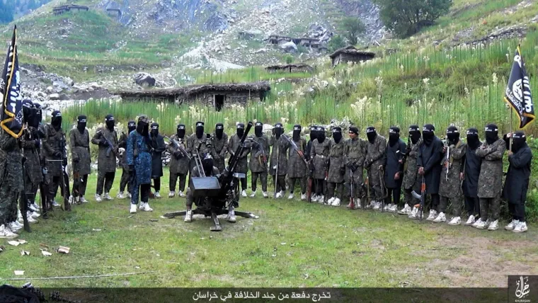 Pogledajte kako izgledaju novi 'diplomci' Islamske države