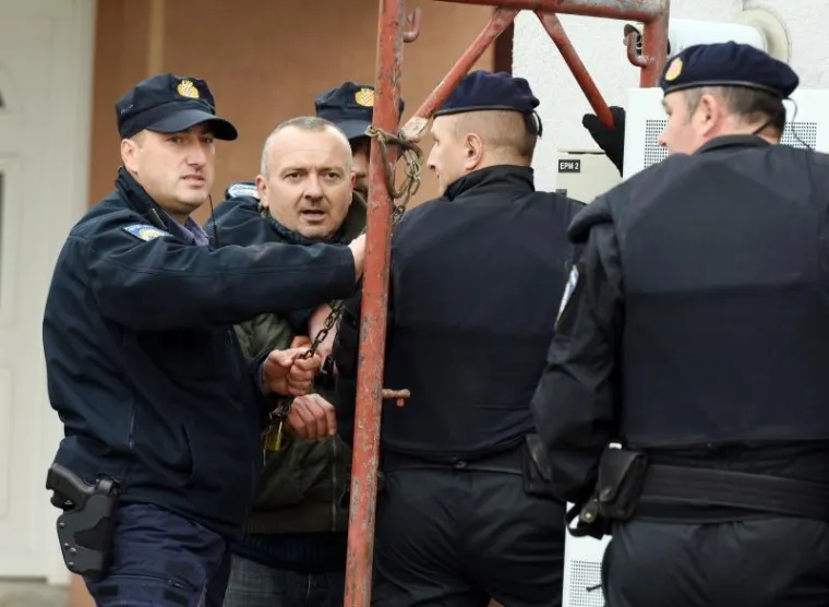 INTERVENTNOM POLICIJOM NA MJE&Scaron;TANE: Cijela obitelj zavr&scaron;ila u marici