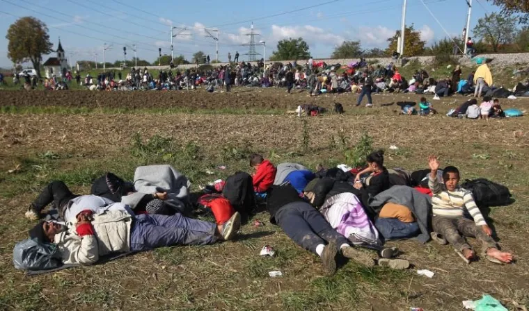 DRAMATIČAN PUT U BOLJI ŽIVOT: Potresni prizori sa slovenske granice