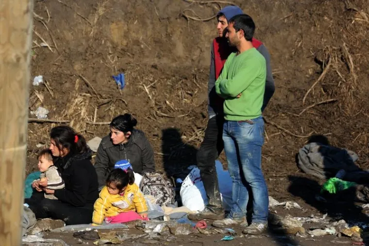 Na granični prijelaz Berkasovo u Srbiji i dalje dolaze izbjeglice koje čekaju na ulazak u Hrvatsku.