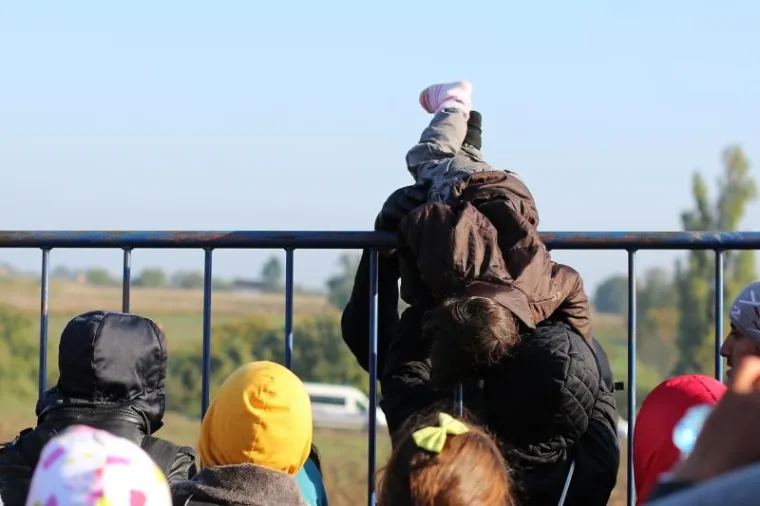 Na granični prijelaz Berkasovo u Srbiji i dalje dolaze izbjeglice koje čekaju na ulazak u Hrvatsku.