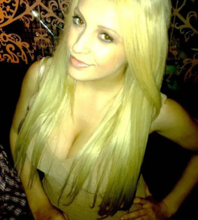 20-godi&scaron;nja Anastasia Reskoss i 23-godi&scaron;nji Quentin Dehar definitivno su narcisi. Ovaj par je toliko opsjednut svojim izgledom da su zajedno potro&scaron;ili preko milijun i pol kuna na plastične operacije, a sve kako bi izgledalo poput Barbie i Kena. Je li im to uspjelo? Provjerite u galeriji.