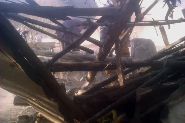 Sjeveroistok Afganistana pogodio je potres jačine 7,5 stupnjeva po Richteru. Prema prvim informacijama, deseci ljudi su poginuli, a stotine ozlijeđene. Strahuje se da bi se broj žrtava mogao povećati.  Potres se osjetio i u sjevernom Pakistanu, sve do Indije.