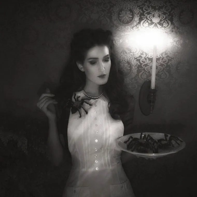 Ova žena je naprosto luda za Noći vještica, pogledajte kako se pripremila